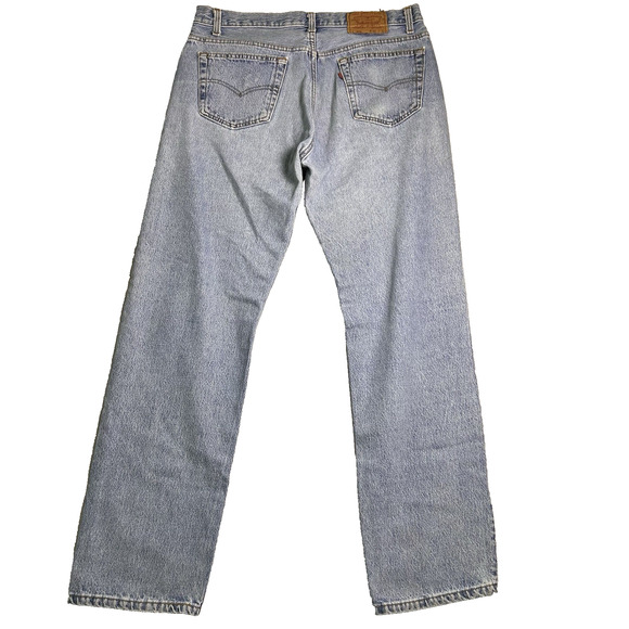 Levi’s 501 Jeans Women’s 36x32 High Rise Light Wash 90s Straight Leg *hole* - Picture 2 of 8
